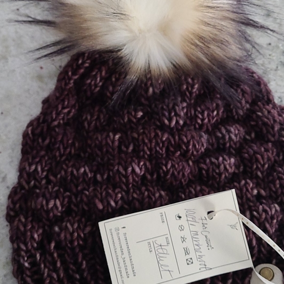 Hat - Picture 2 of 2